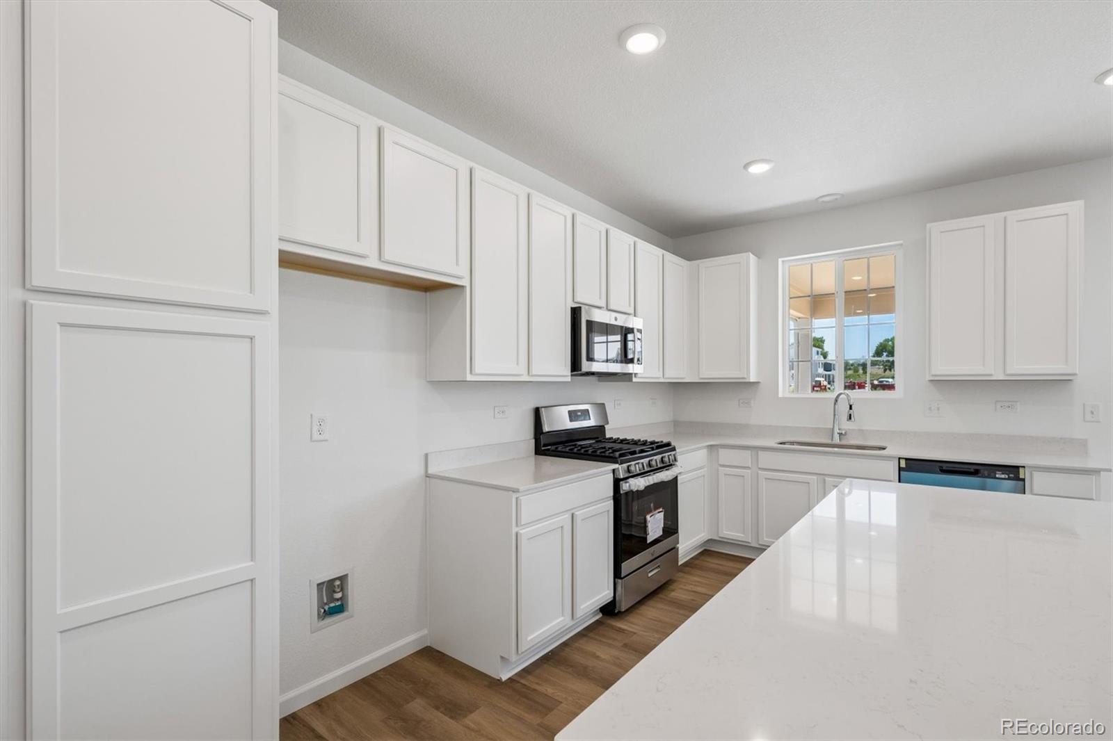 MLS Image #4 for 4184  orangewood drive,johnstown, Colorado