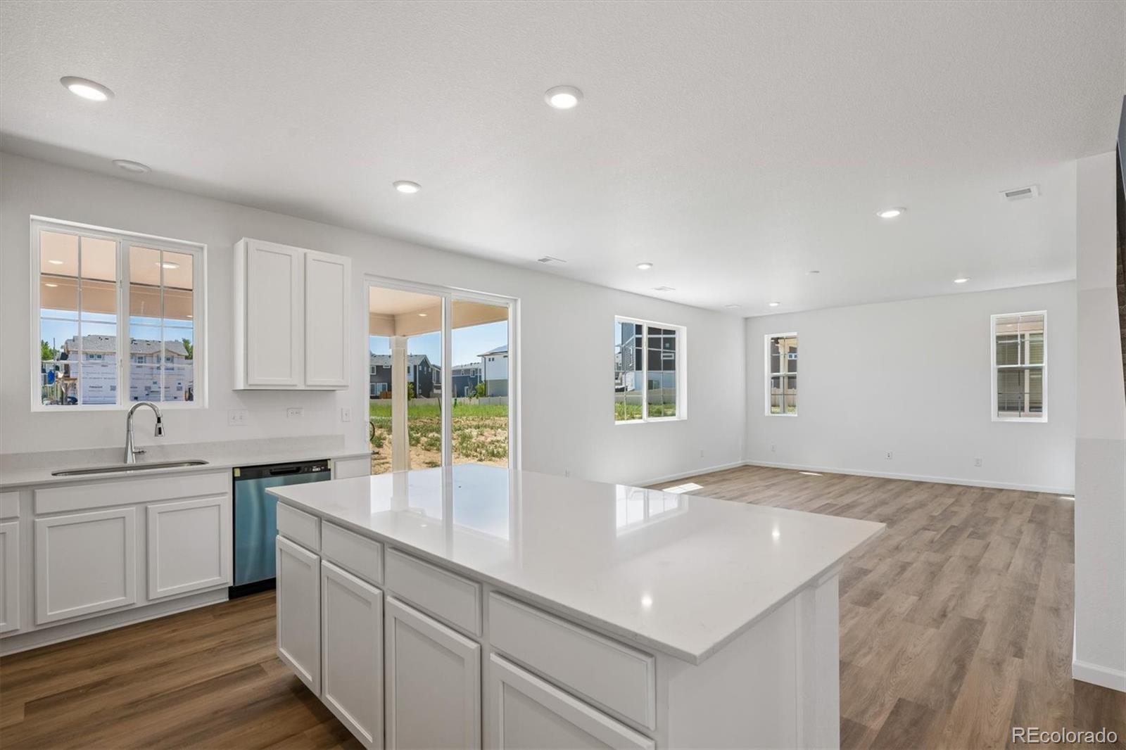 MLS Image #5 for 4184  orangewood drive,johnstown, Colorado