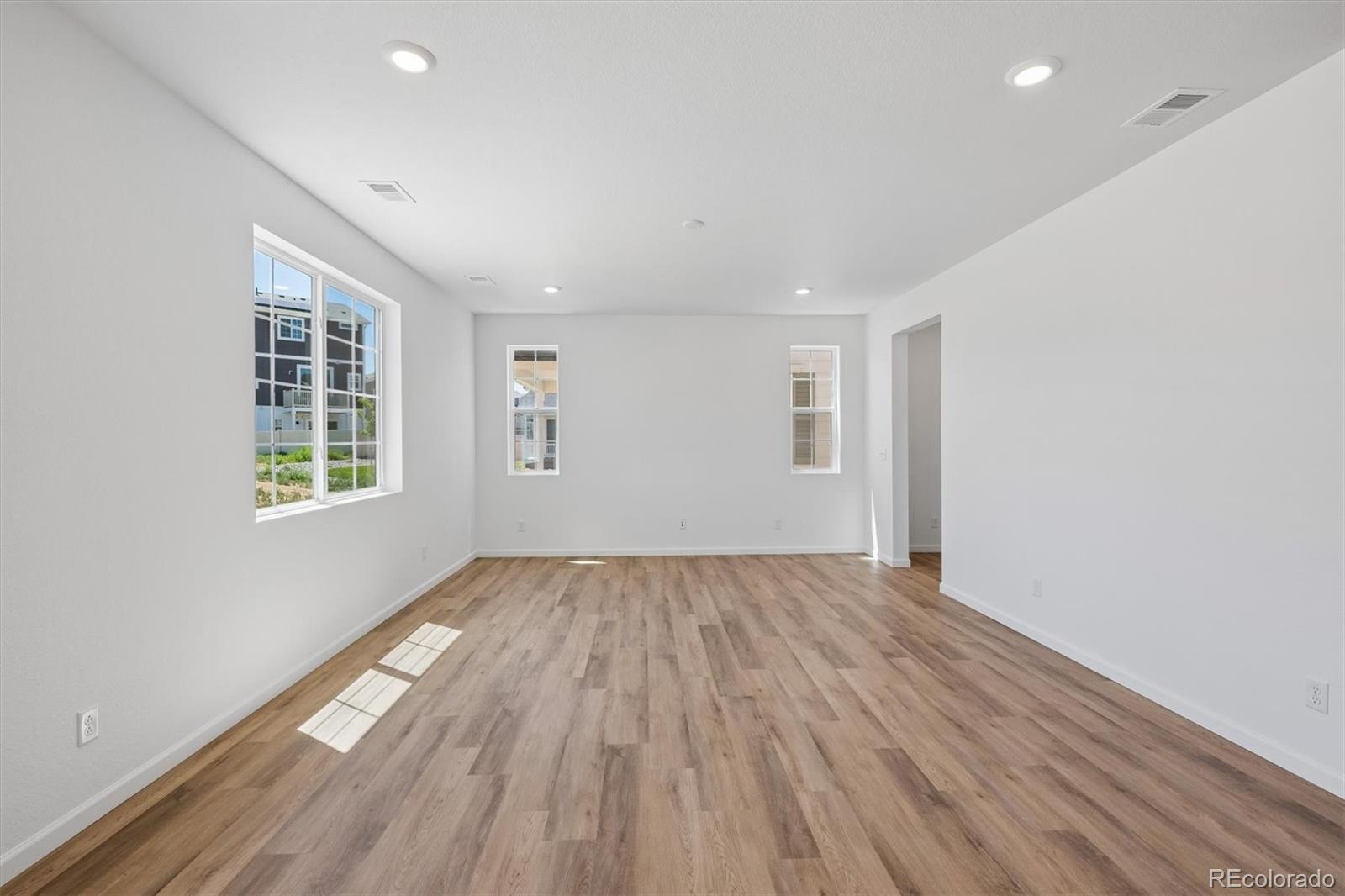MLS Image #6 for 4184  orangewood drive,johnstown, Colorado