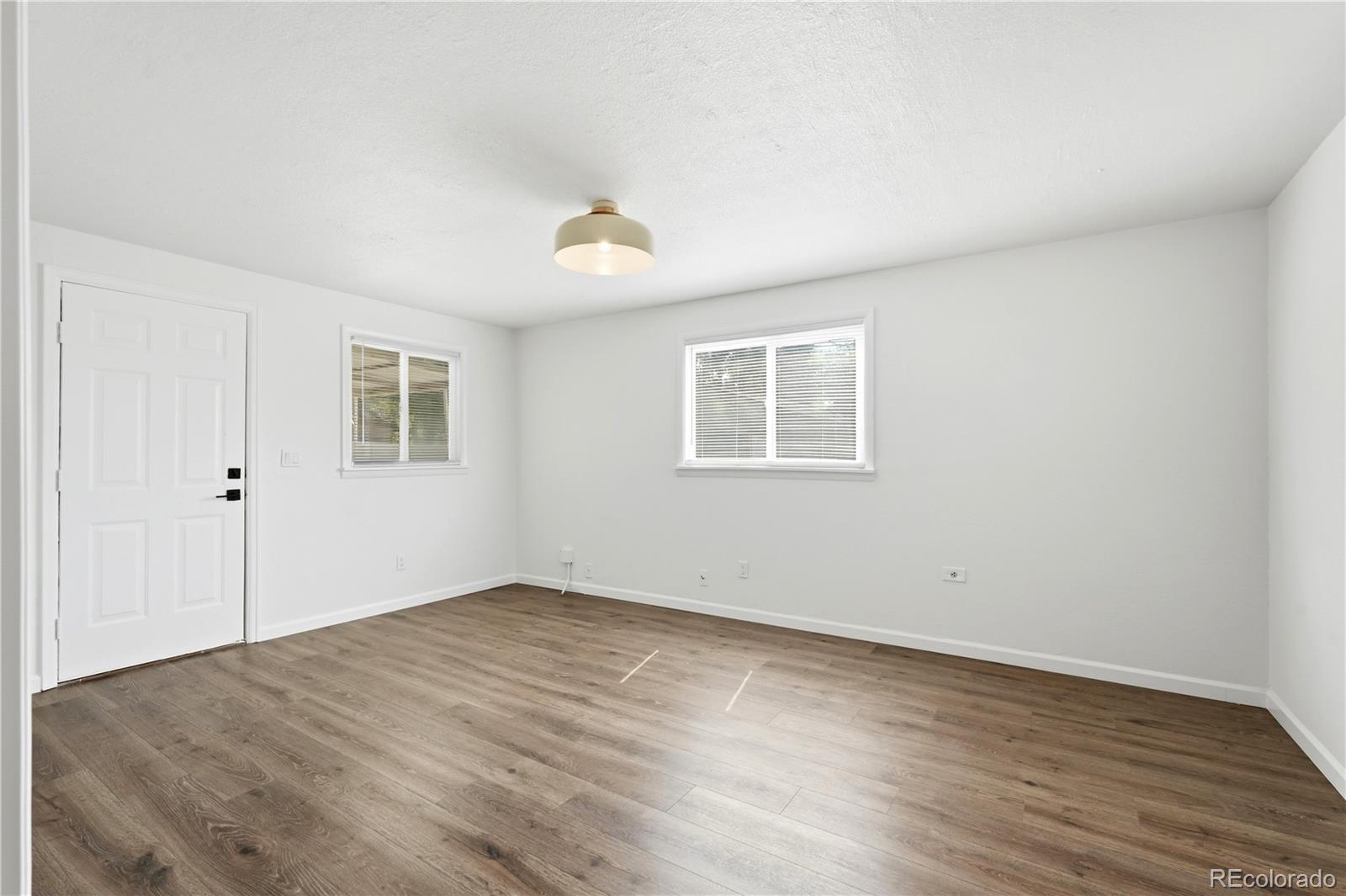 MLS Image #13 for 715  emporia street,aurora, Colorado