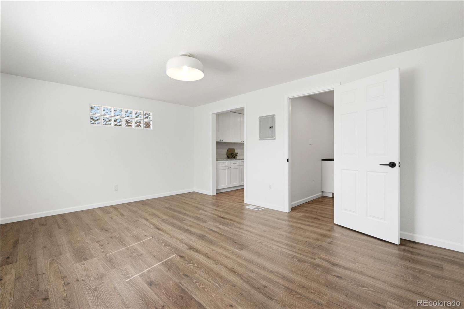 MLS Image #14 for 715  emporia street,aurora, Colorado