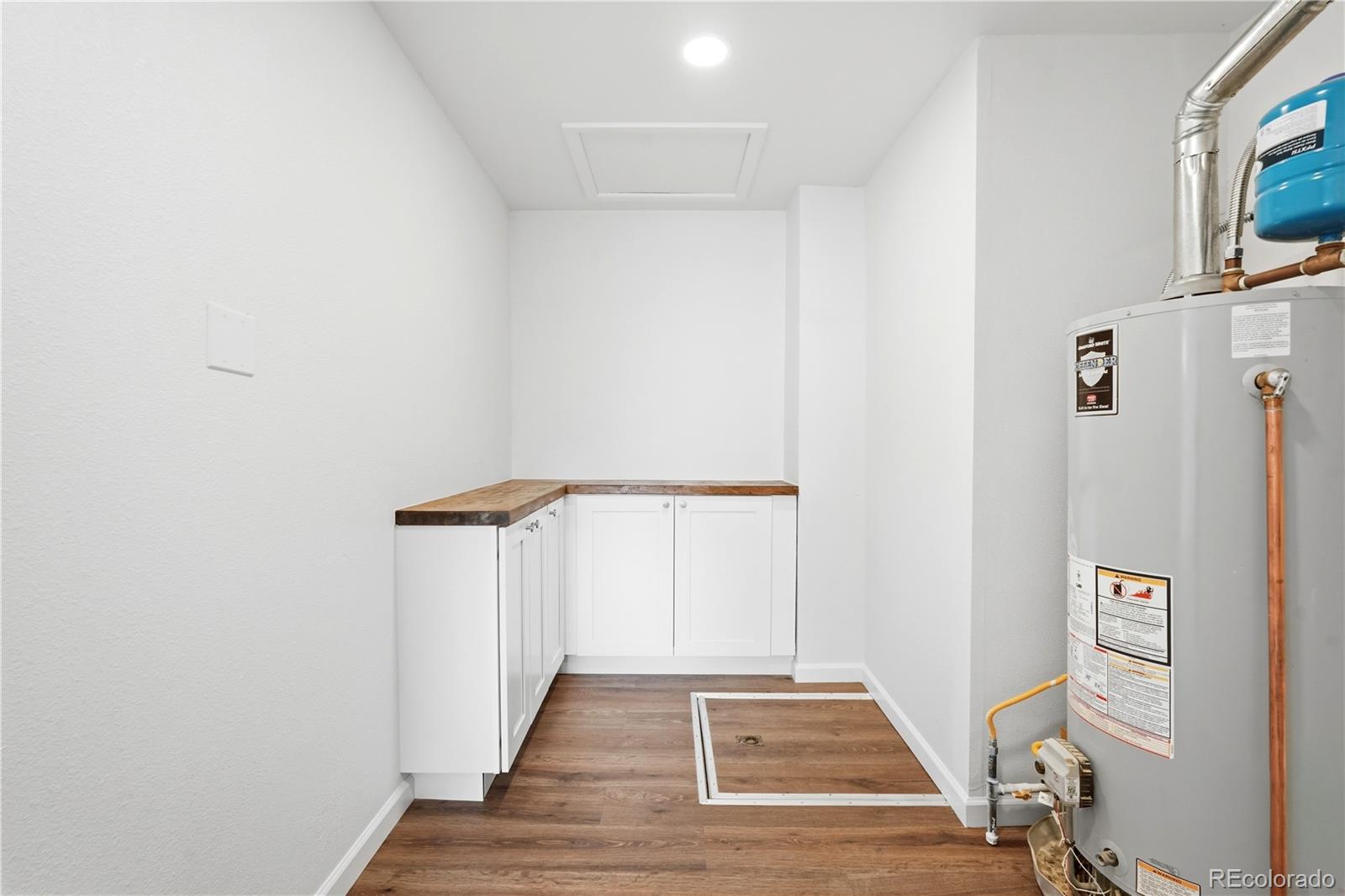 MLS Image #16 for 715  emporia street,aurora, Colorado