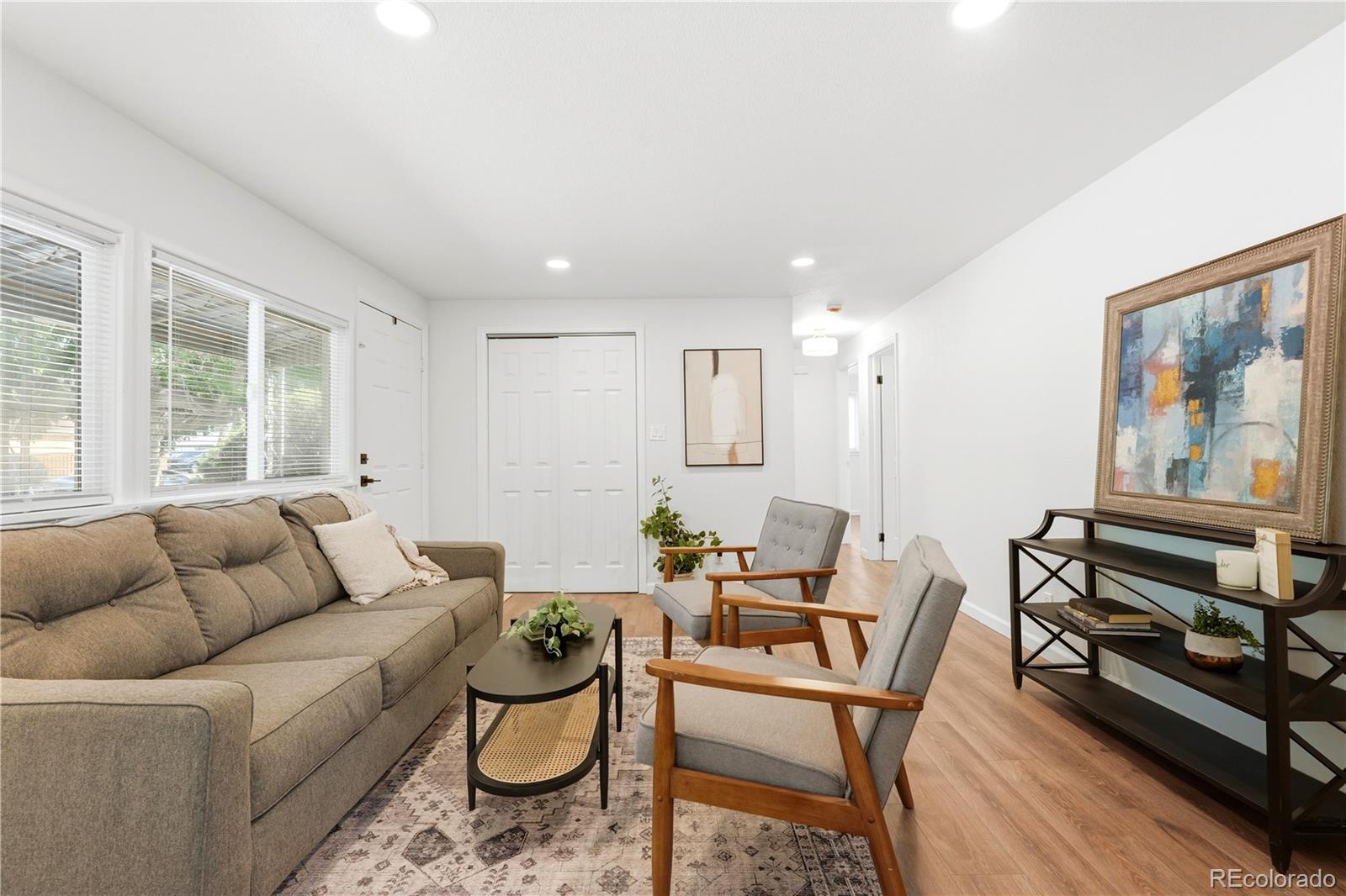 MLS Image #4 for 715  emporia street,aurora, Colorado