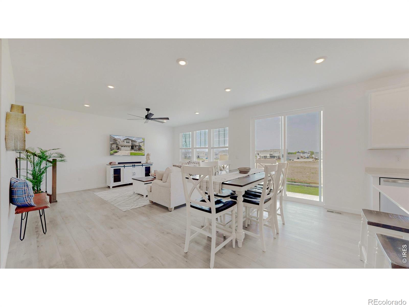 MLS Image #6 for 13045 e 102nd place,commerce city, Colorado