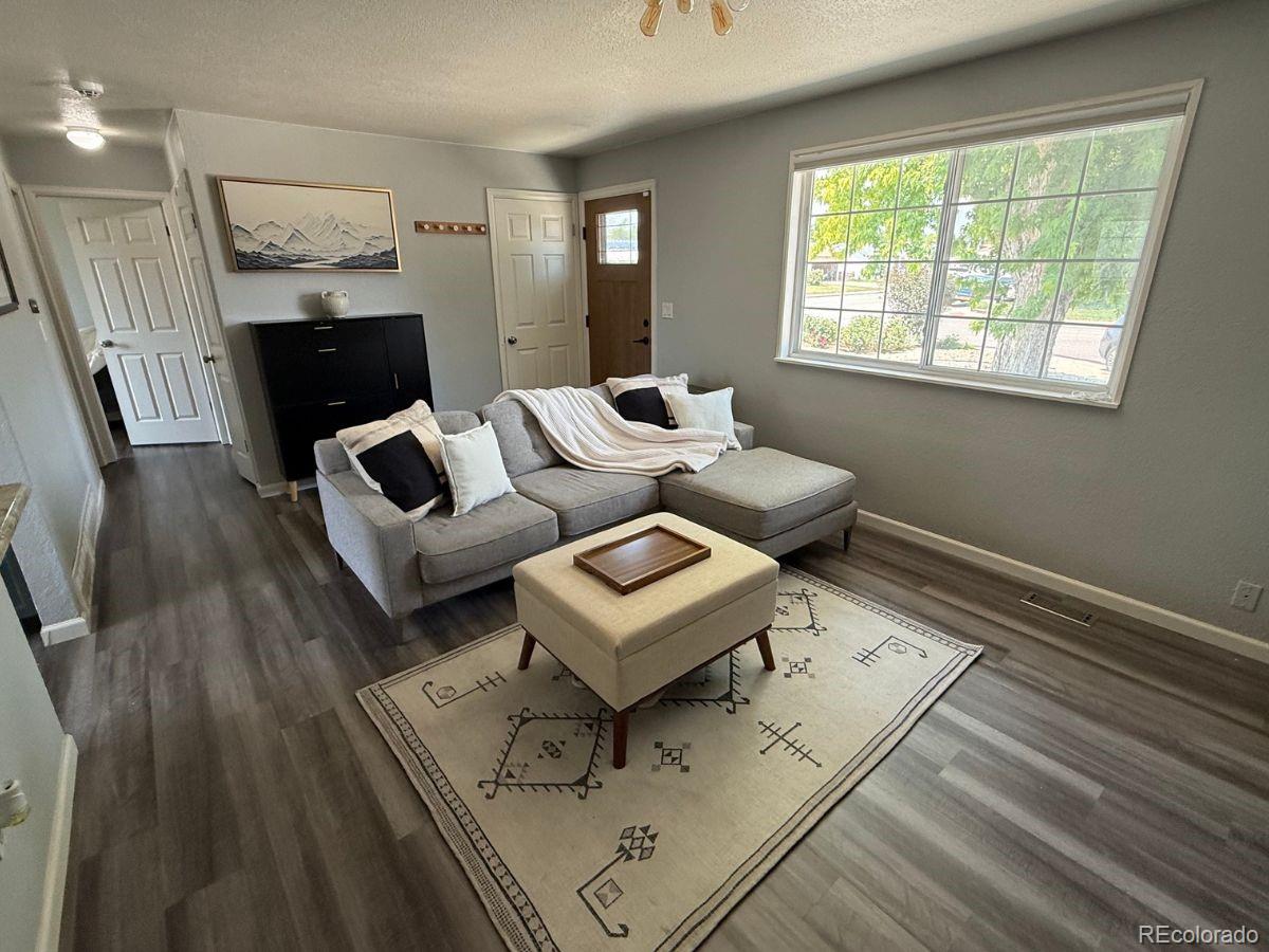 MLS Image #3 for 11410  madison street,denver, Colorado