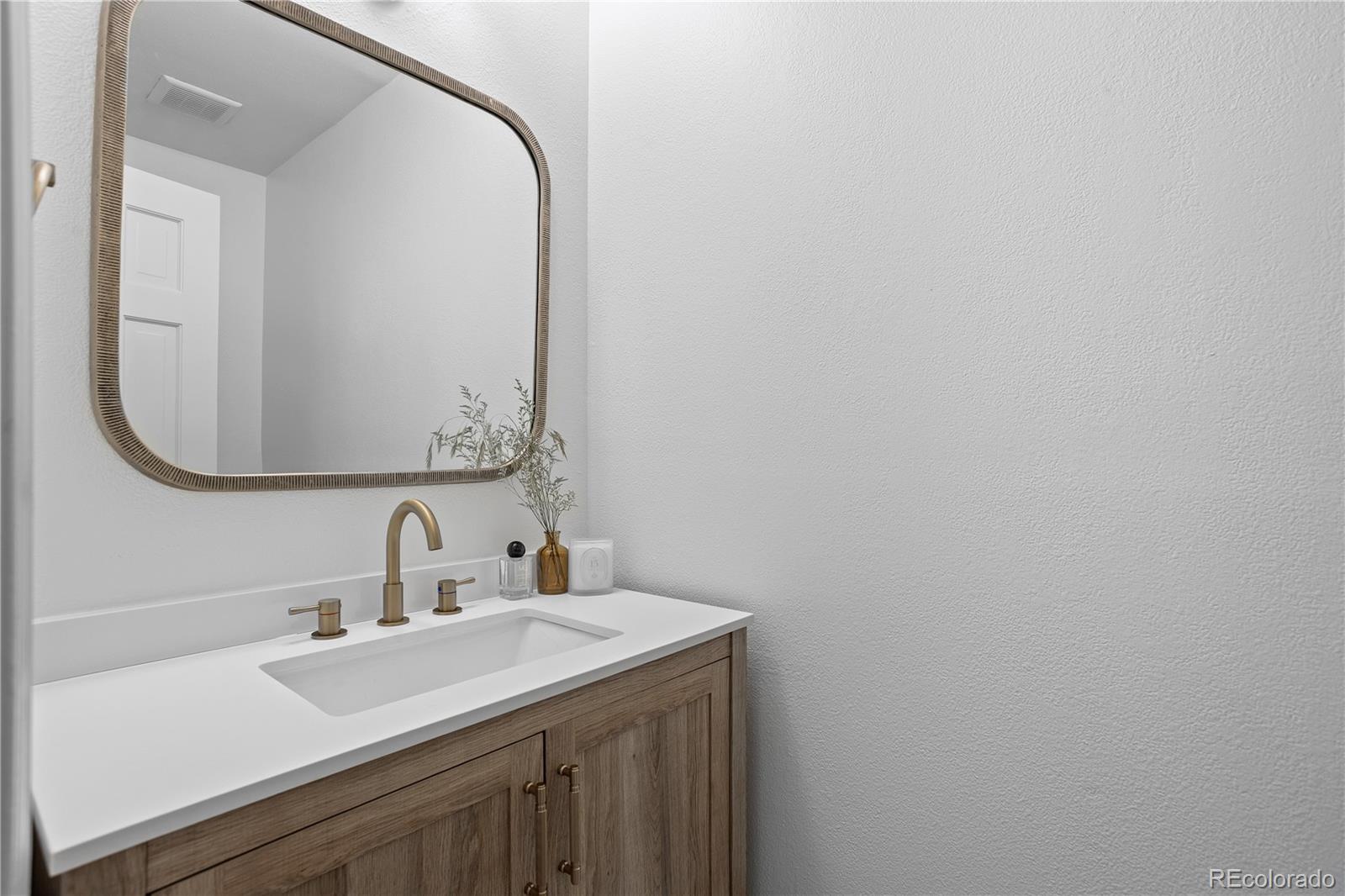 MLS Image #26 for 8624 e mineral circle,centennial, Colorado