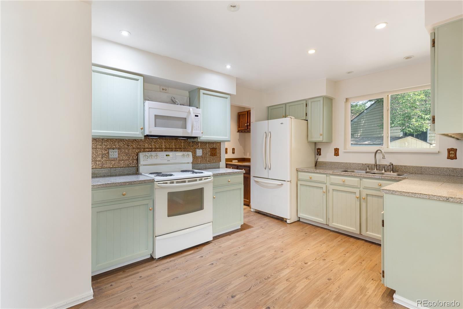MLS Image #10 for 4051 e 126th place,thornton, Colorado
