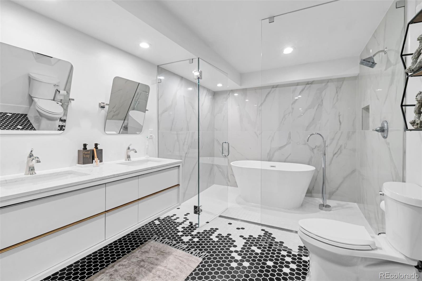 MLS Image #24 for 5564  laredo street,denver, Colorado