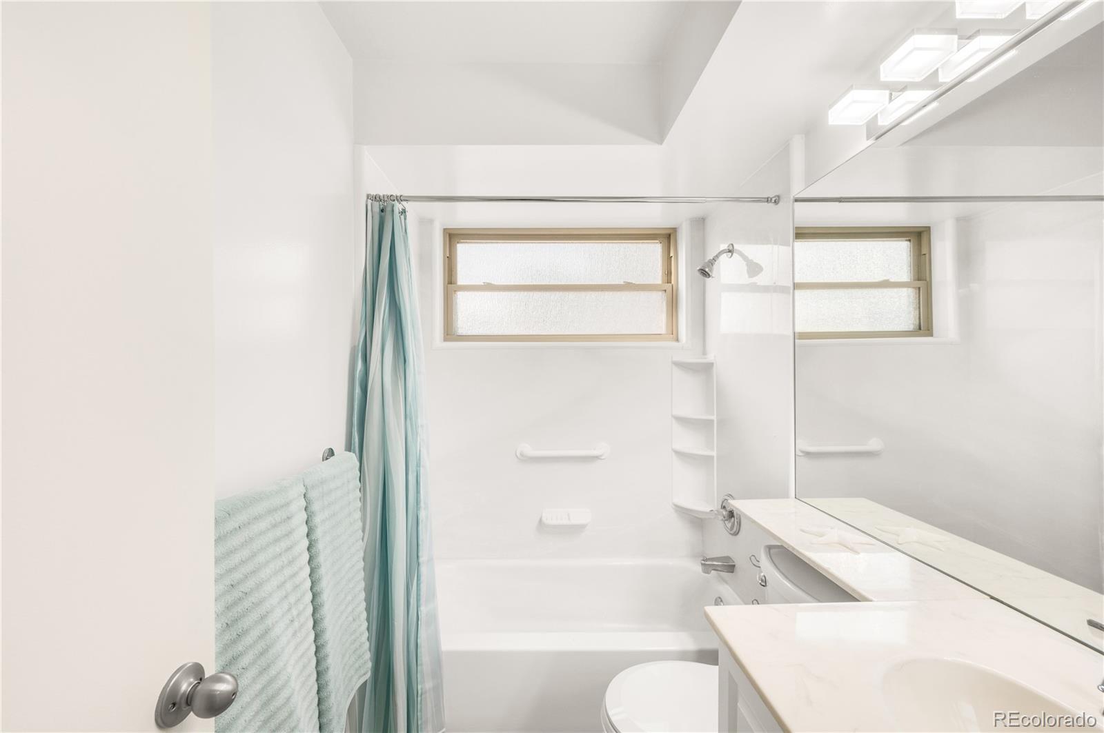 MLS Image #16 for 897  glencoe street,denver, Colorado