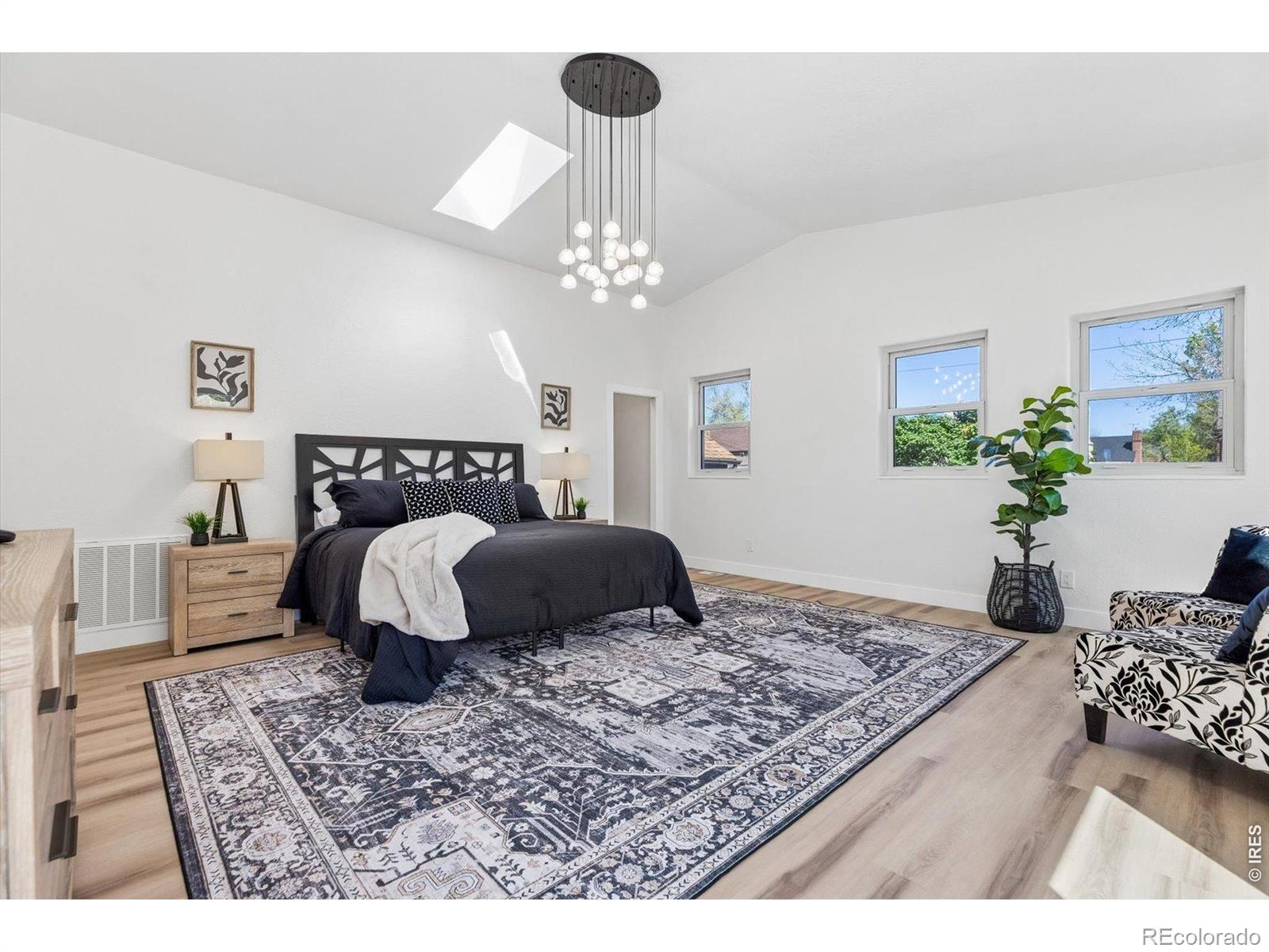 MLS Image #12 for 2260  leyden street,denver, Colorado