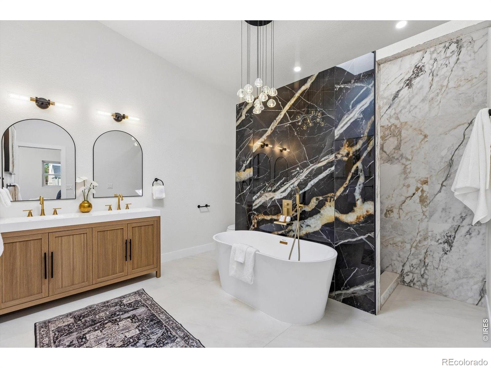 MLS Image #15 for 2260  leyden street,denver, Colorado
