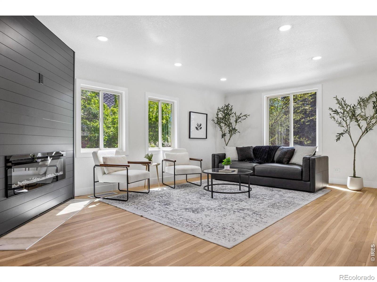 MLS Image #3 for 2260  leyden street,denver, Colorado