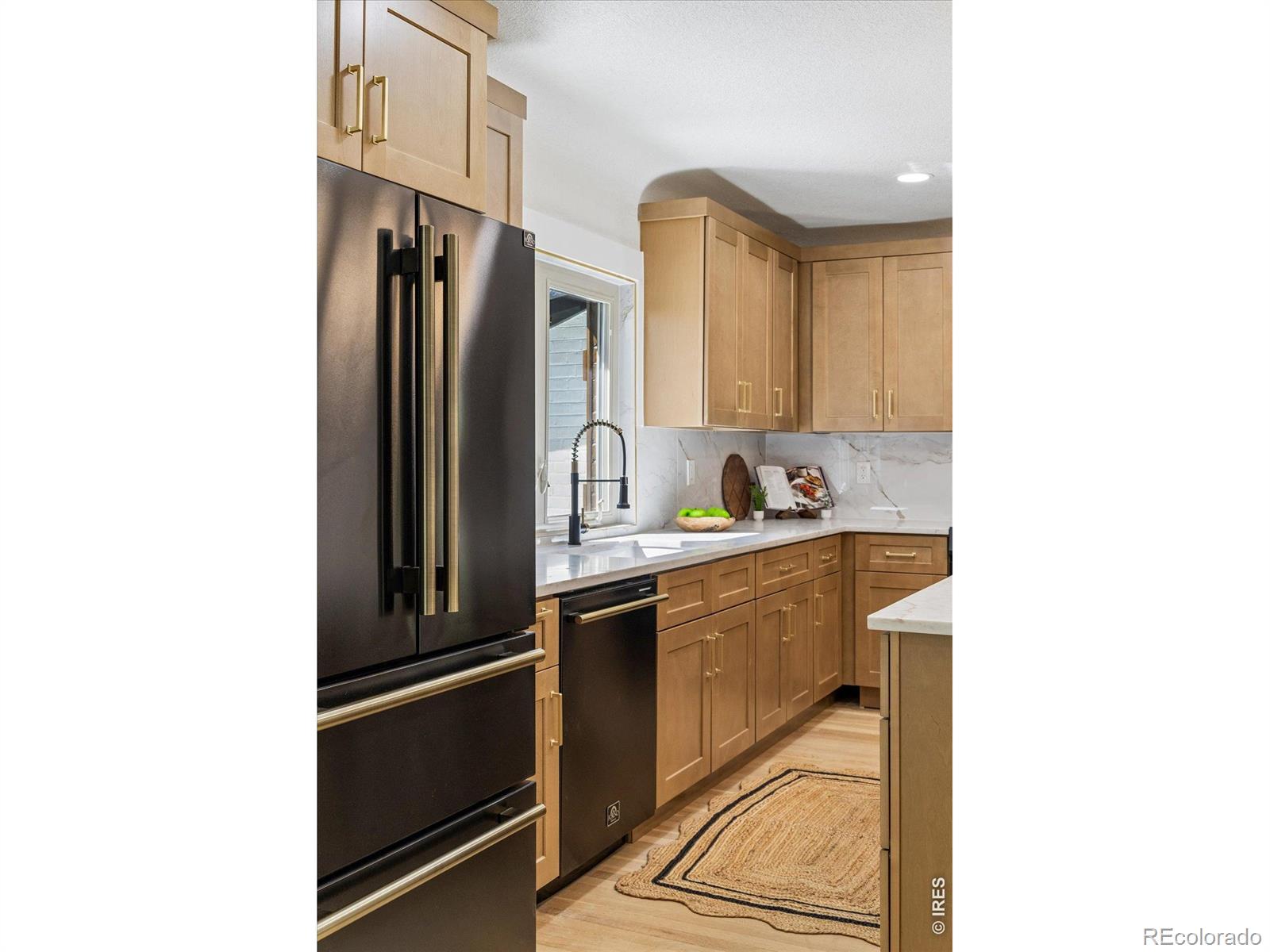 MLS Image #6 for 2260  leyden street,denver, Colorado