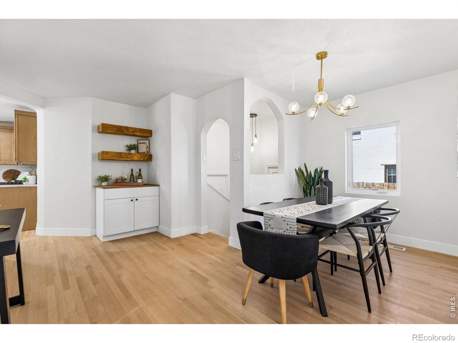 MLS Image #8 for 2260  leyden street,denver, Colorado