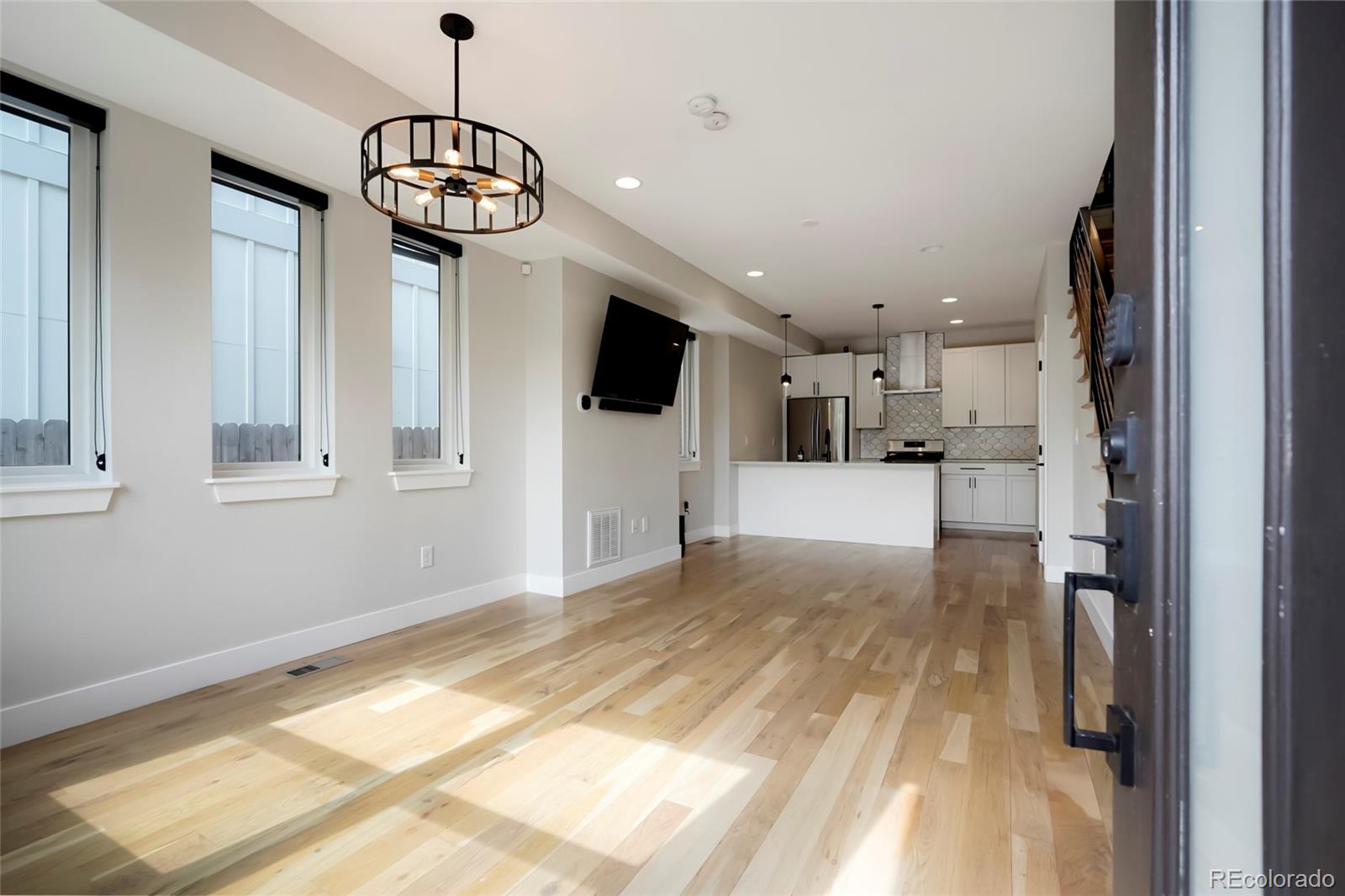 MLS Image #3 for 1385  raleigh street 101,denver, Colorado