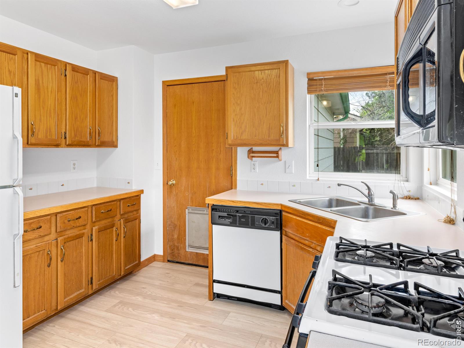 MLS Image #11 for 1531  birmingham drive,fort collins, Colorado