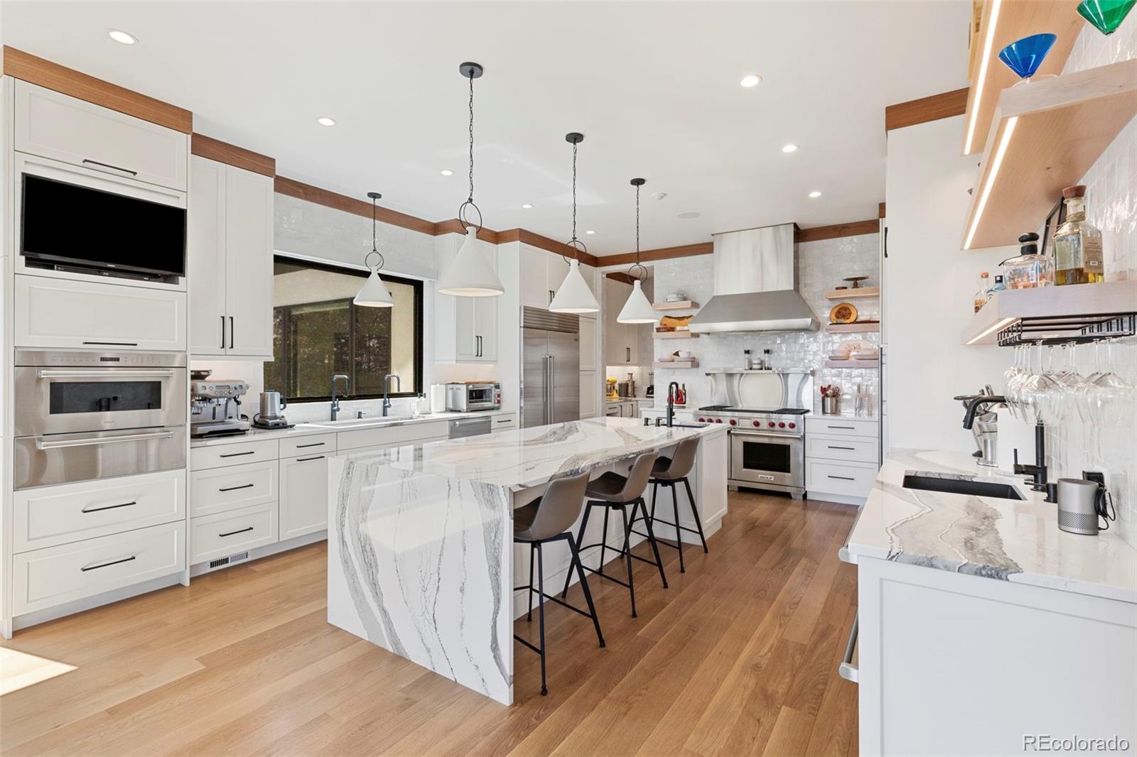 MLS Image #12 for 1685  oakmoor heights,colorado springs, Colorado