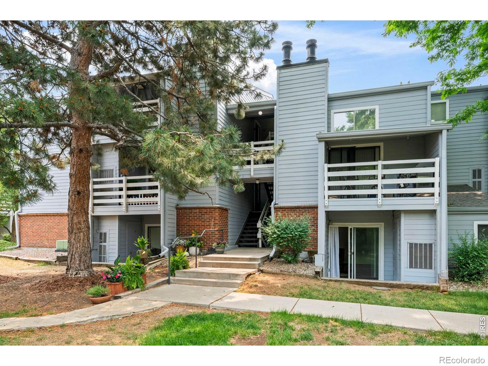 MLS Image #0 for 3121 s tamarac drive,denver, Colorado
