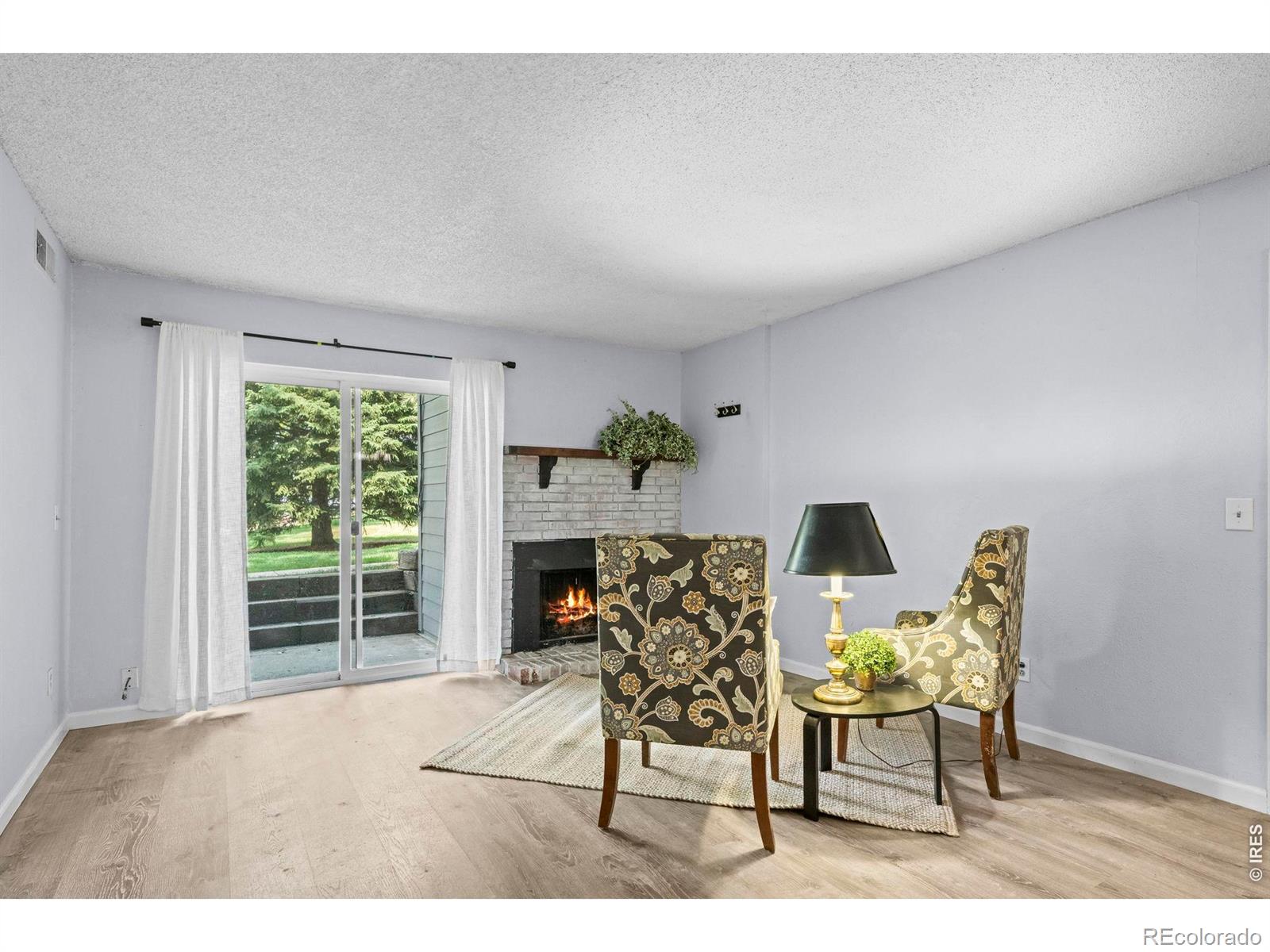 MLS Image #2 for 3121 s tamarac drive,denver, Colorado