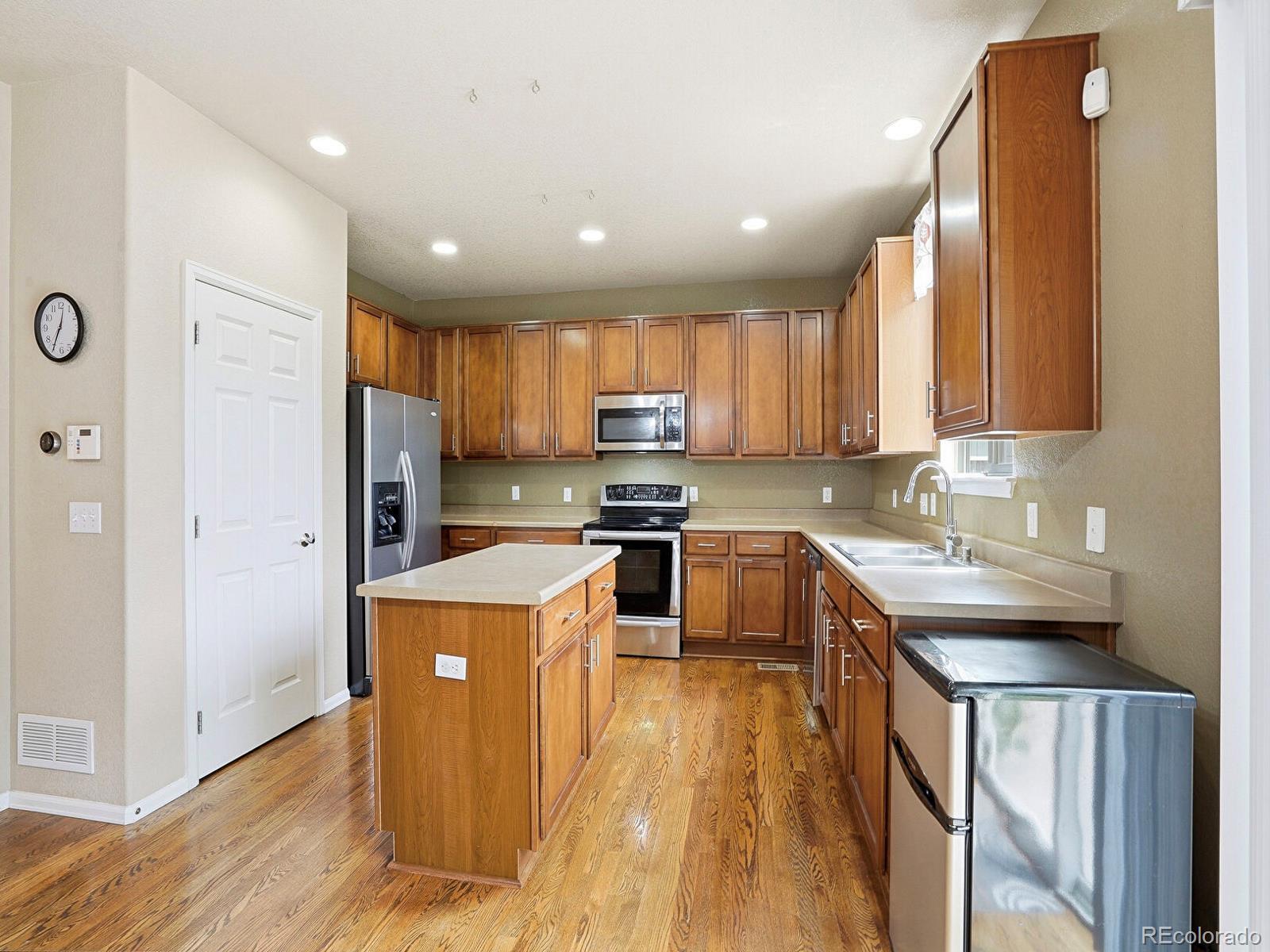 MLS Image #9 for 21536 e nassau place,aurora, Colorado