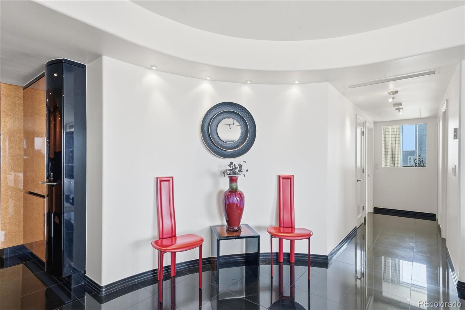 MLS Image #11 for 1020  15th street,denver, Colorado