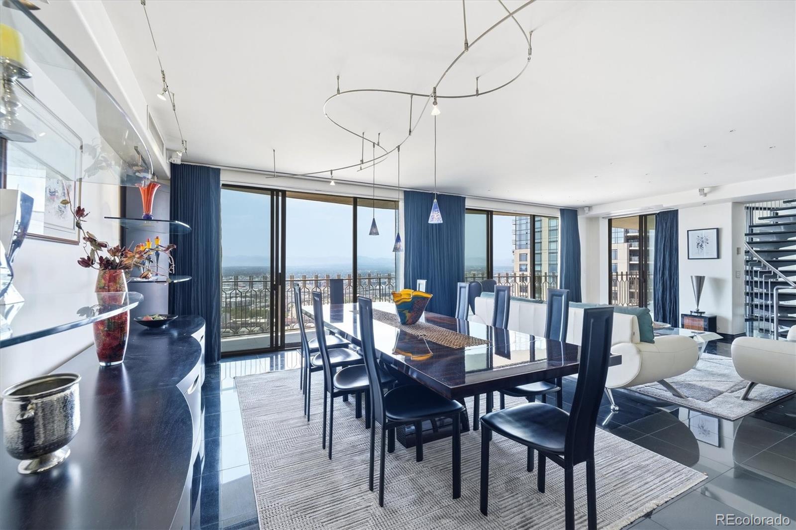 MLS Image #12 for 1020  15th street,denver, Colorado