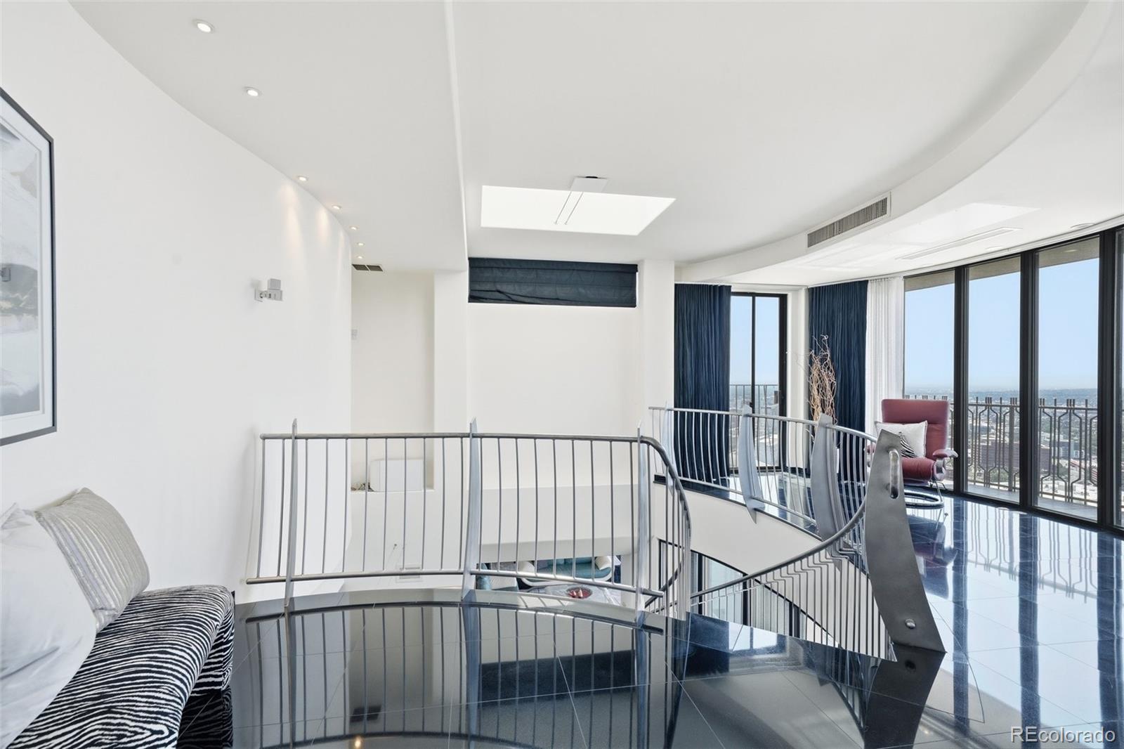 MLS Image #22 for 1020  15th street,denver, Colorado