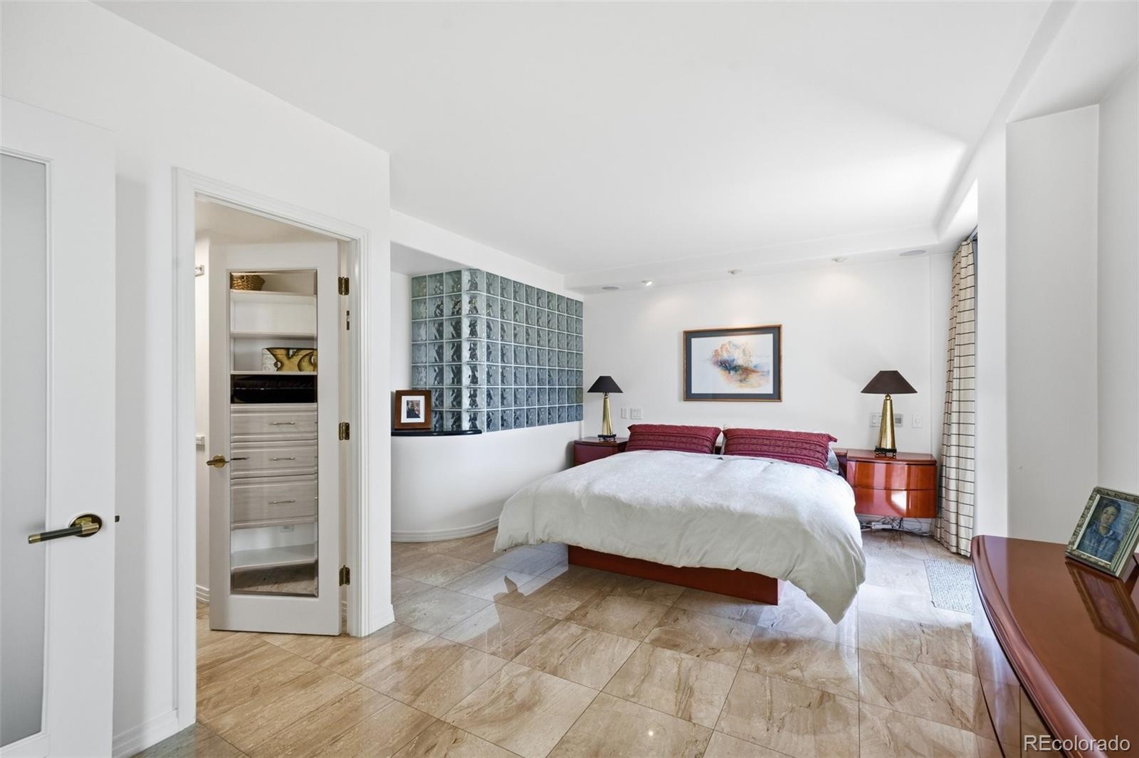 MLS Image #27 for 1020  15th street,denver, Colorado