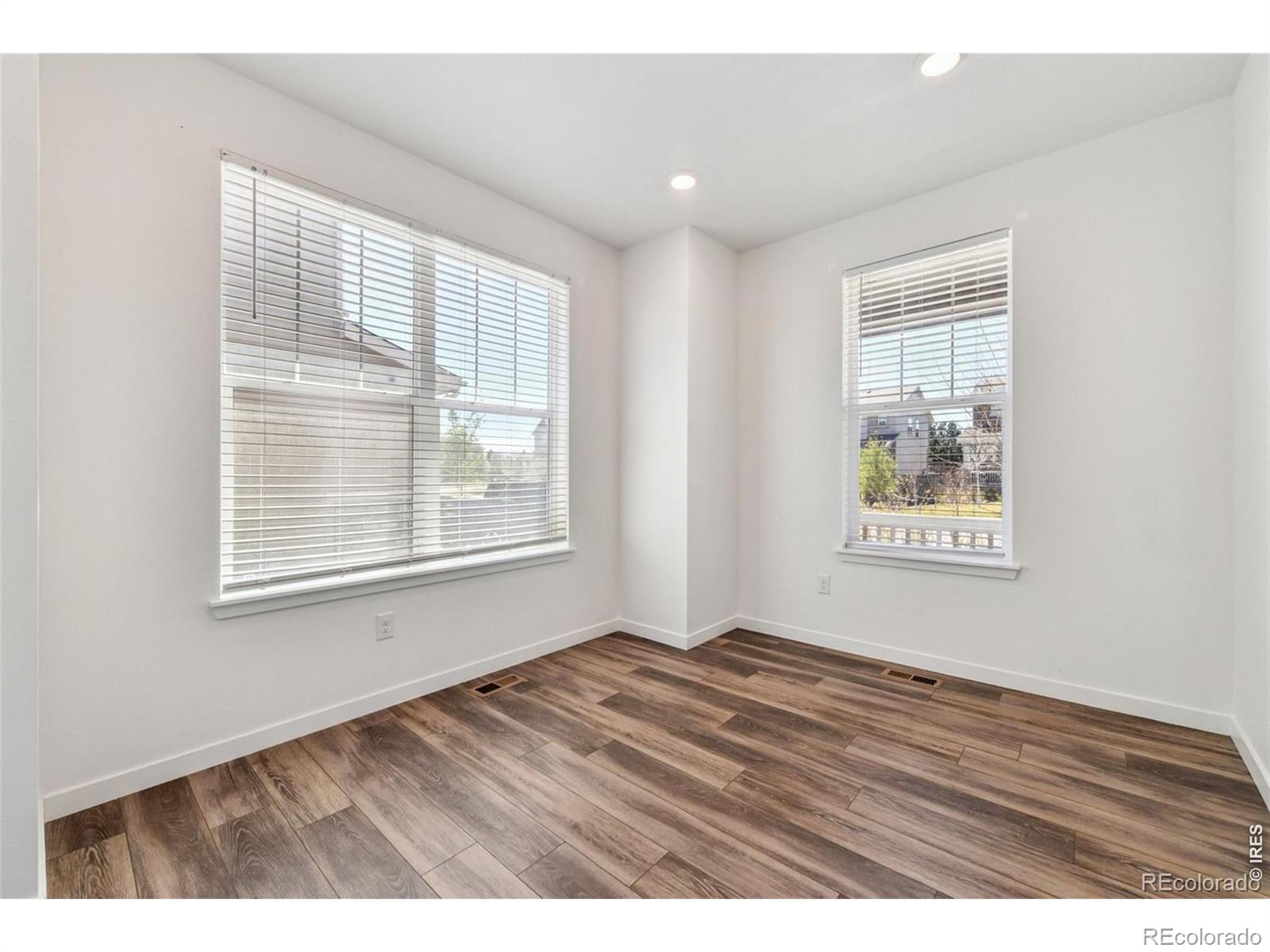 MLS Image #14 for 24321 e tennessee place,aurora, Colorado