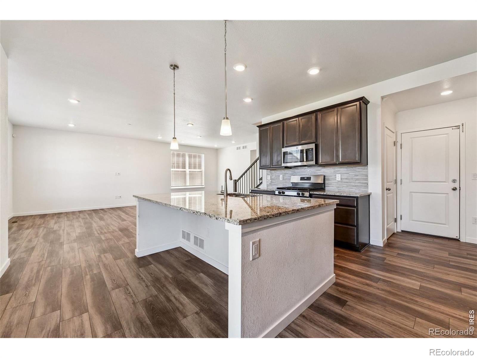 MLS Image #8 for 24321 e tennessee place,aurora, Colorado