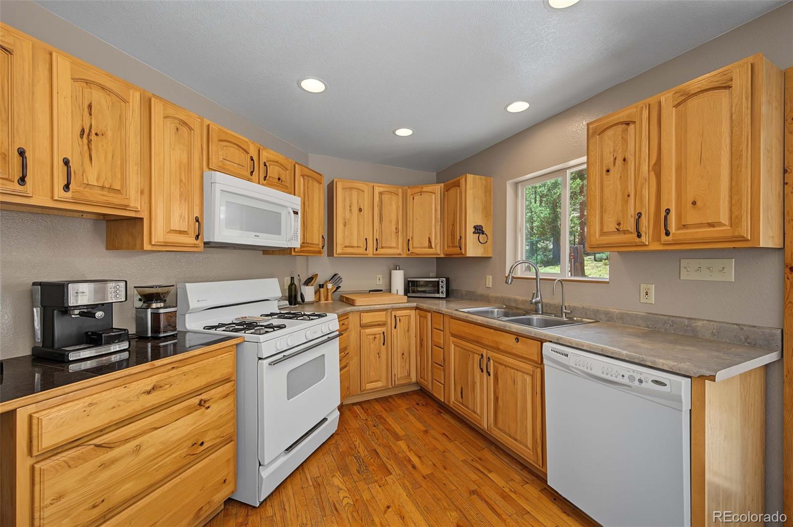 MLS Image #15 for 632  nels drive,cotopaxi, Colorado