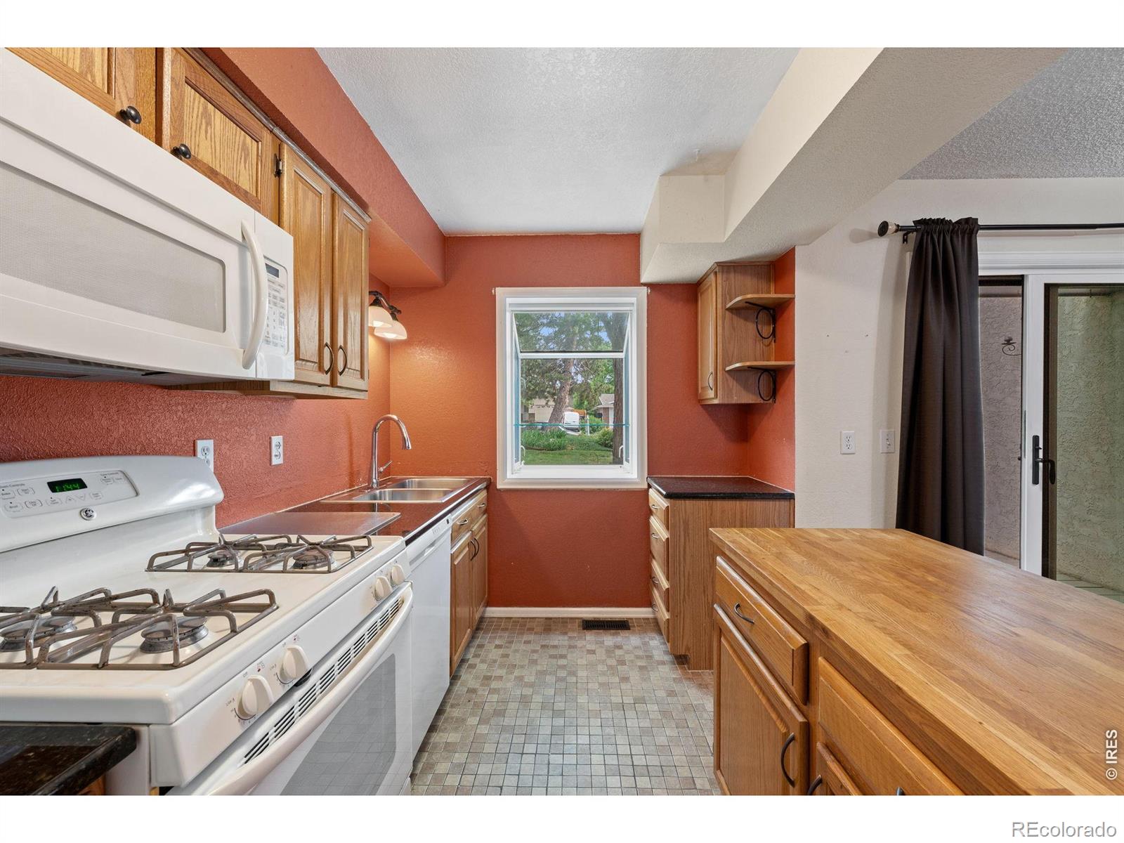 MLS Image #13 for 2243  emery street,longmont, Colorado