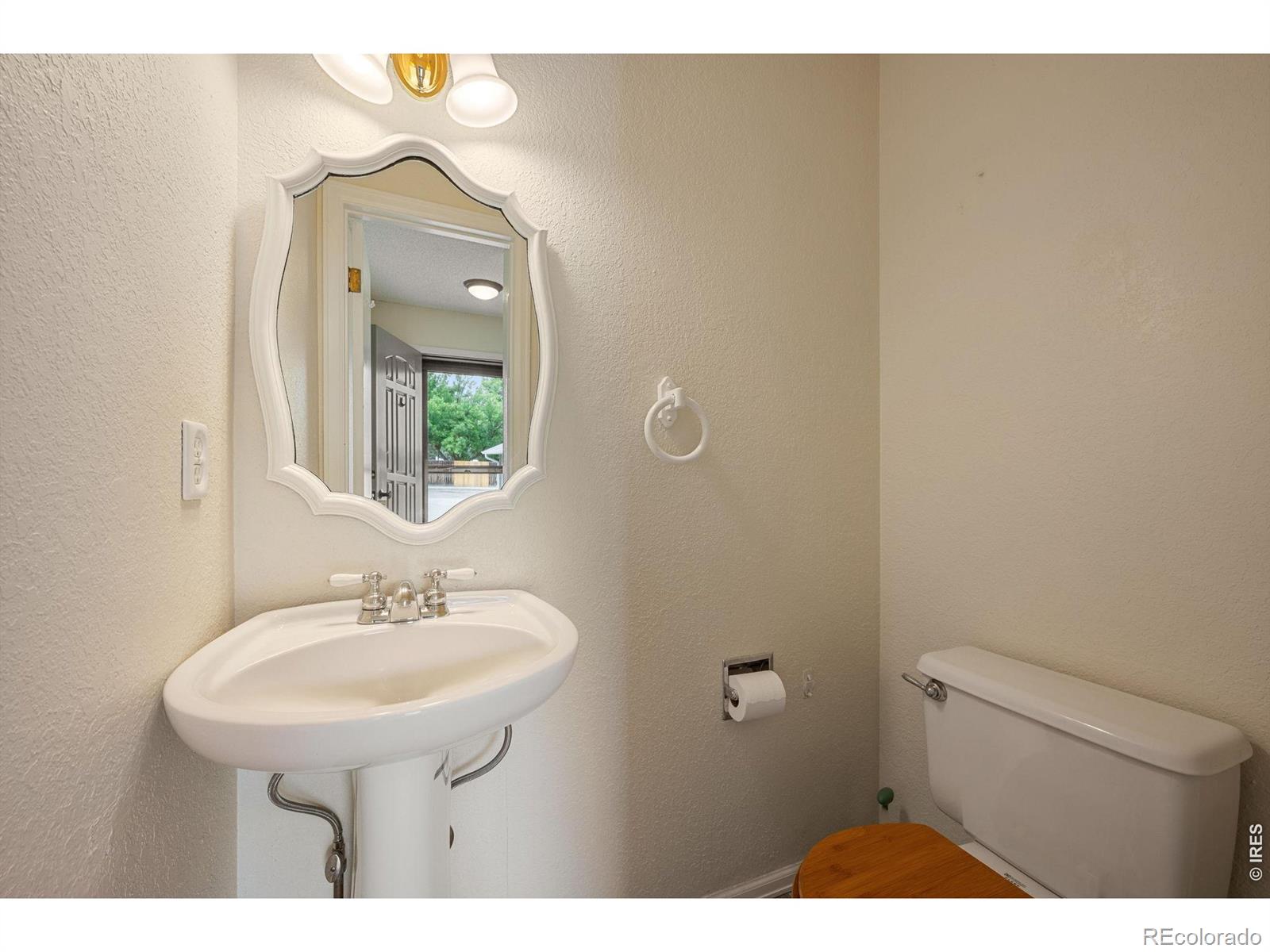 MLS Image #5 for 2243  emery street,longmont, Colorado