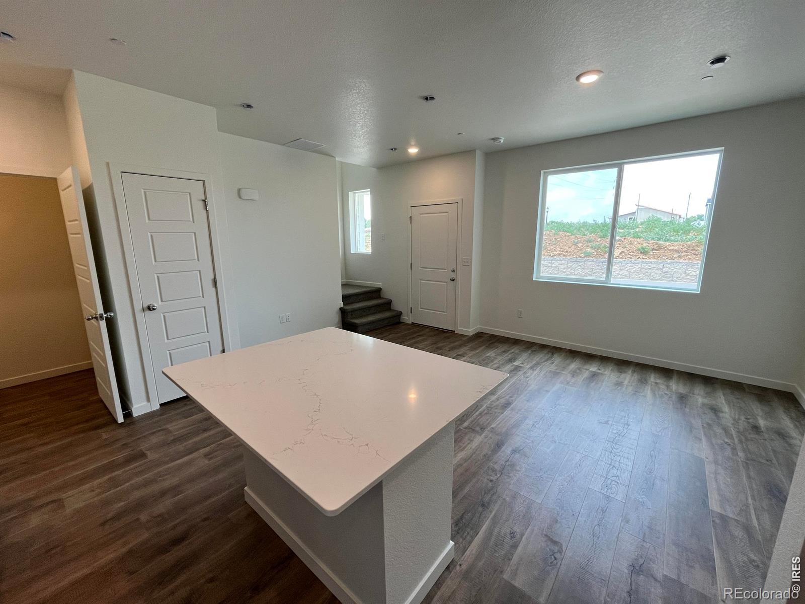 MLS Image #3 for 4029  hewlett street,evans, Colorado