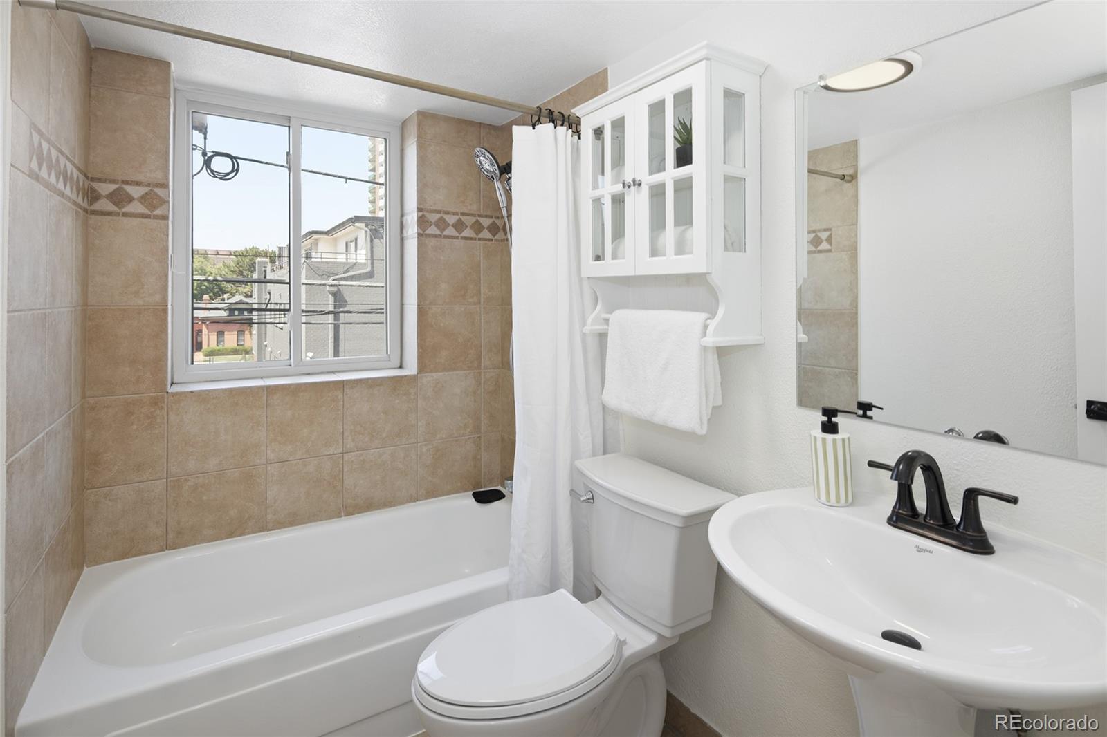 MLS Image #12 for 1125 n washington street,denver, Colorado