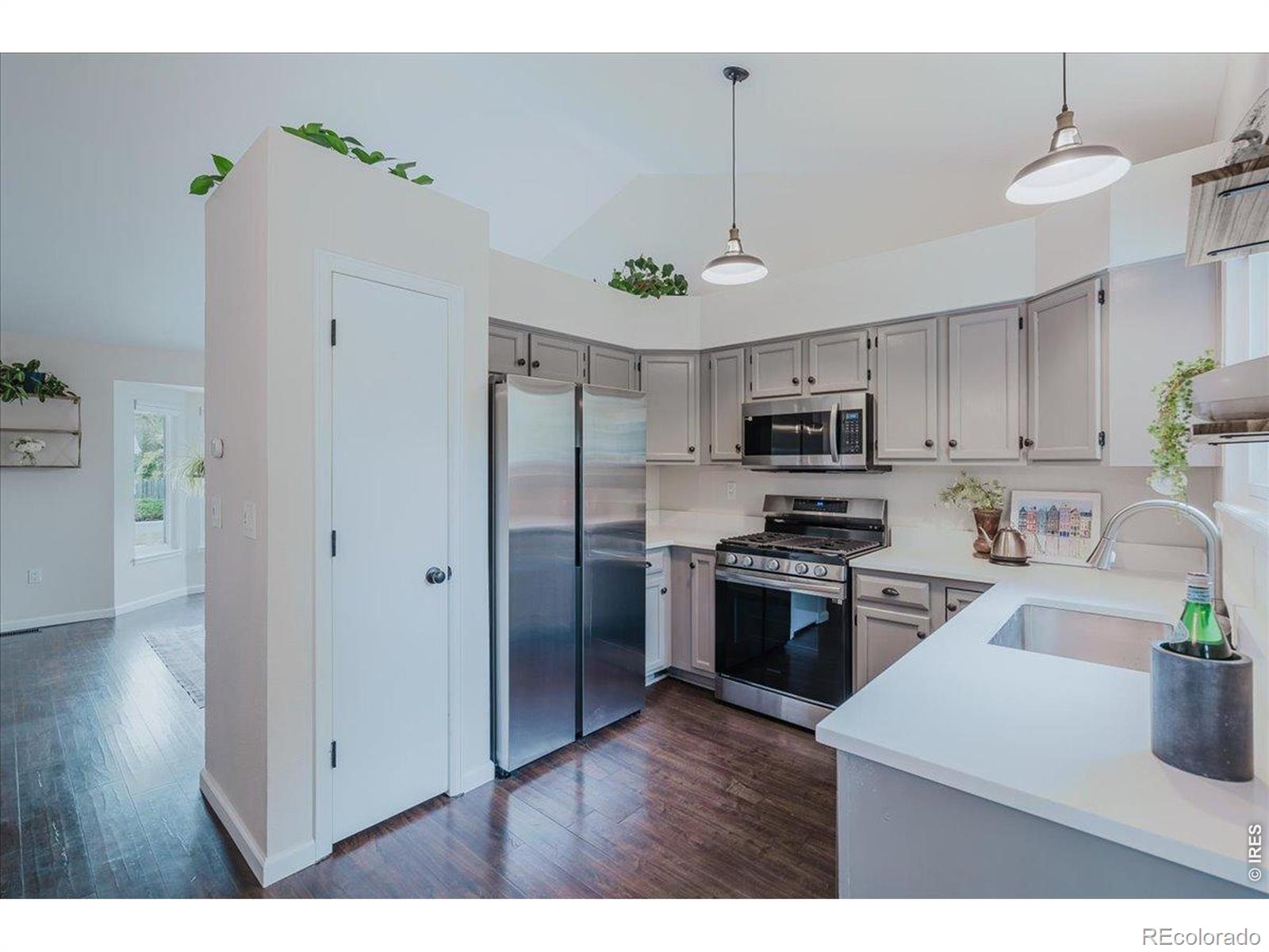 MLS Image #7 for 8433  tabor circle,arvada, Colorado