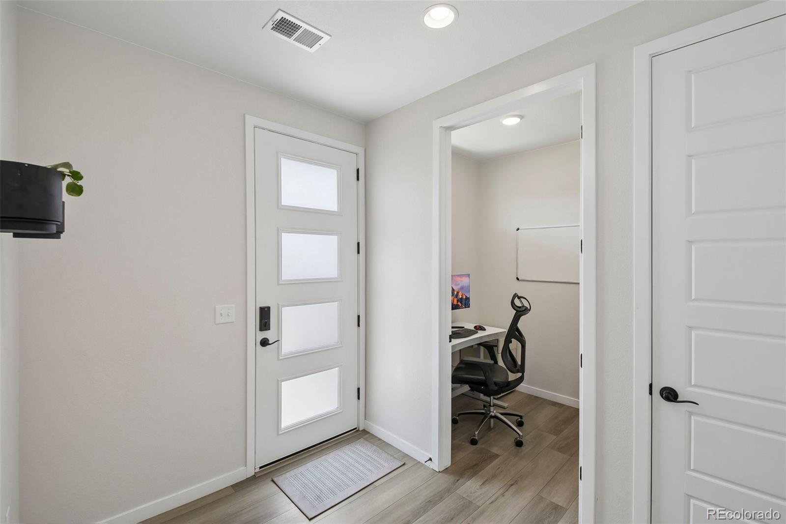 MLS Image #5 for 5195  queen court,arvada, Colorado