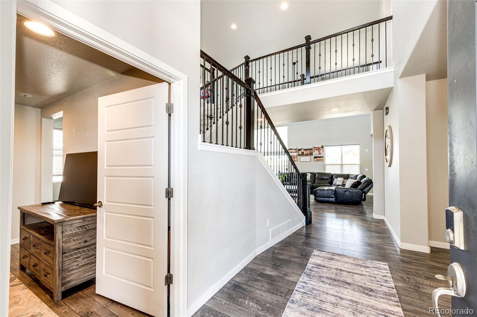 MLS Image #2 for 2058  walnut creek court,colorado springs, Colorado