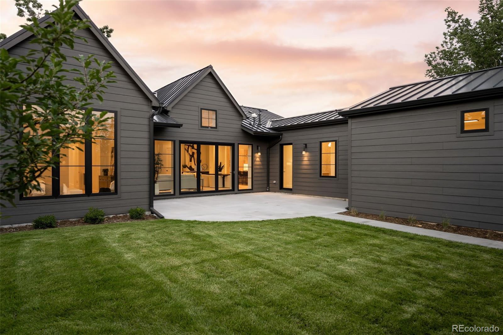 MLS Image #32 for 3360 s dexter street,denver, Colorado