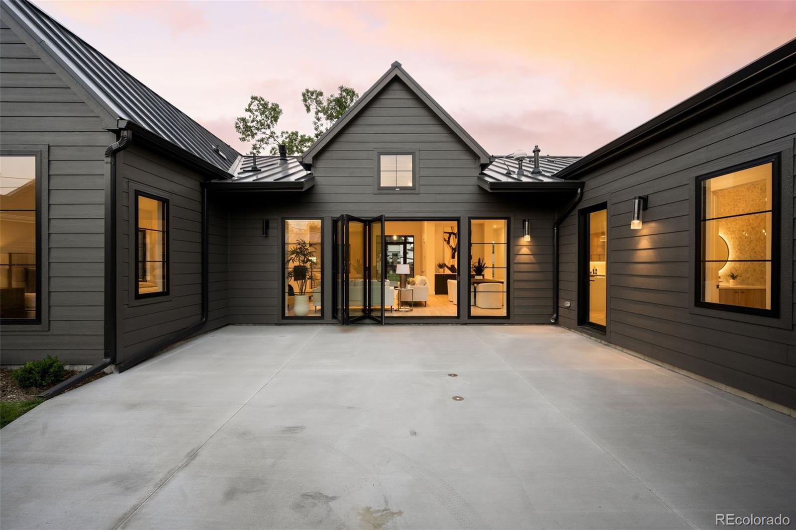 MLS Image #33 for 3360 s dexter street,denver, Colorado