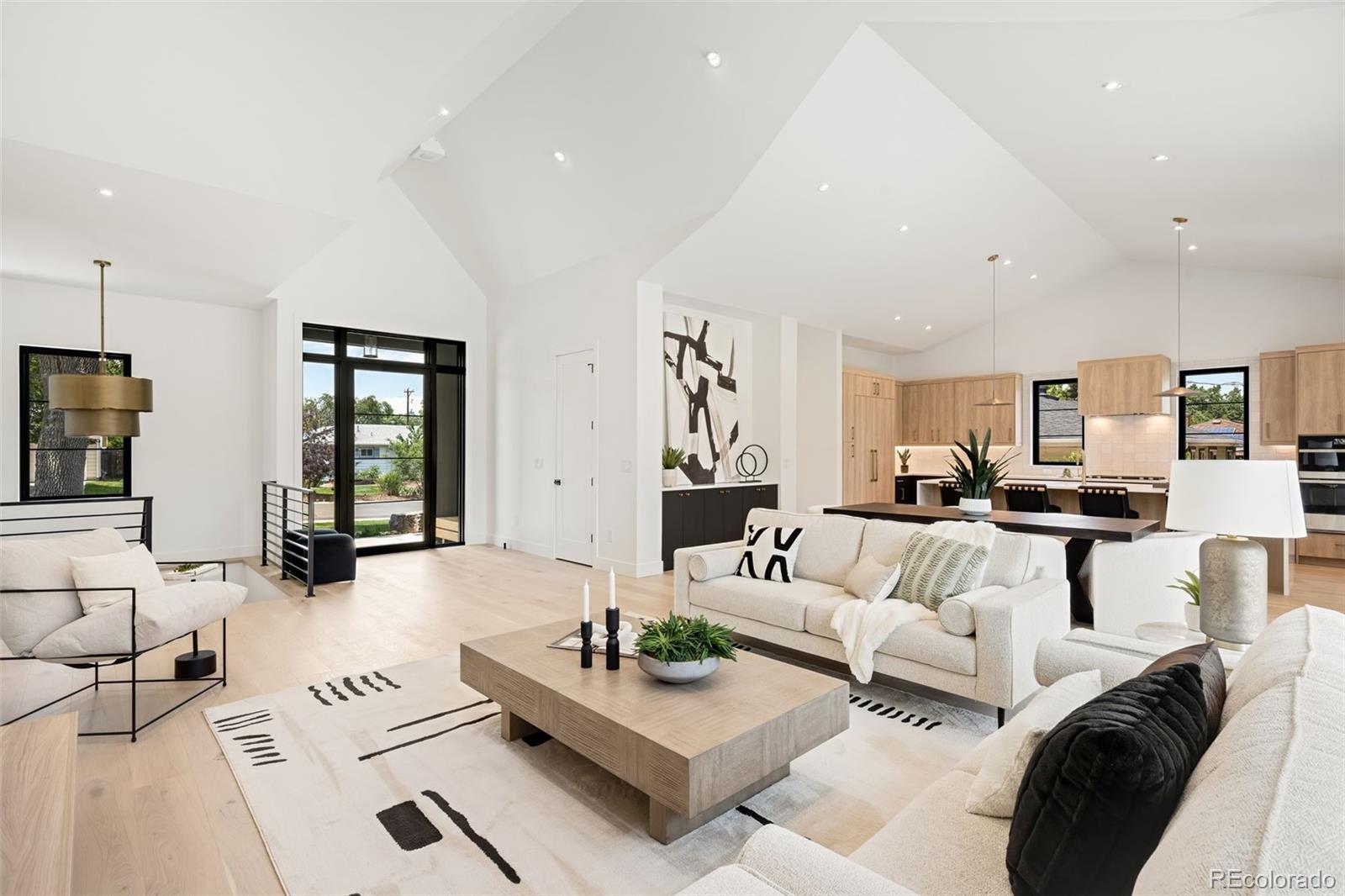 MLS Image #4 for 3360 s dexter street,denver, Colorado