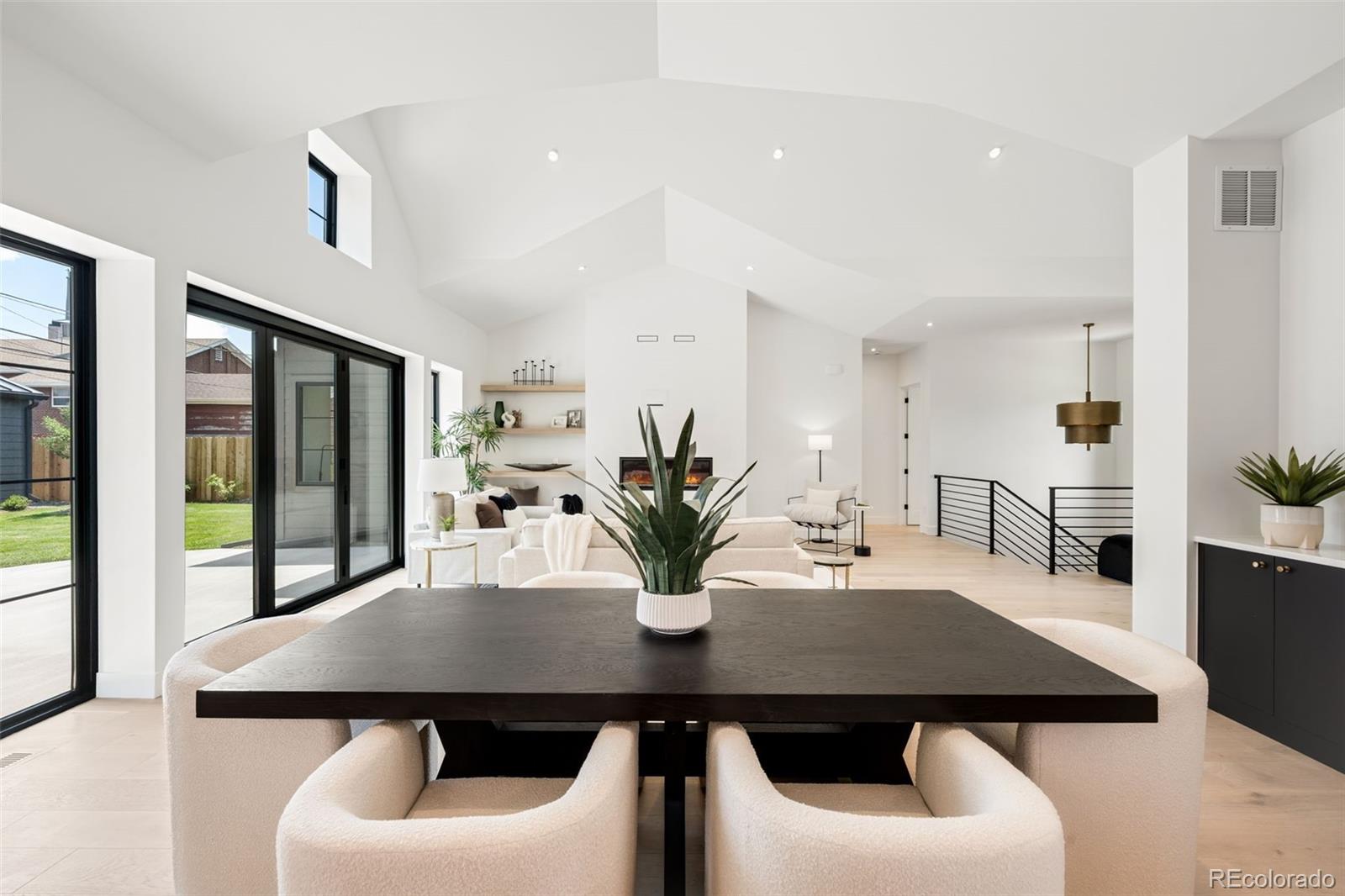 MLS Image #6 for 3360 s dexter street,denver, Colorado