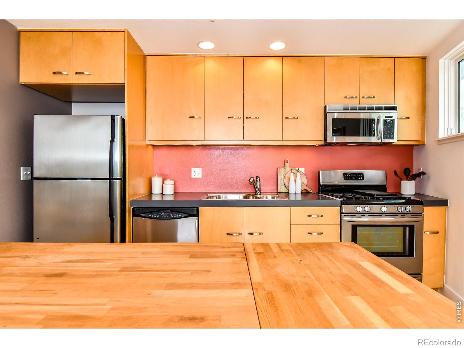 MLS Image #6 for 2017  100 year party court,longmont, Colorado