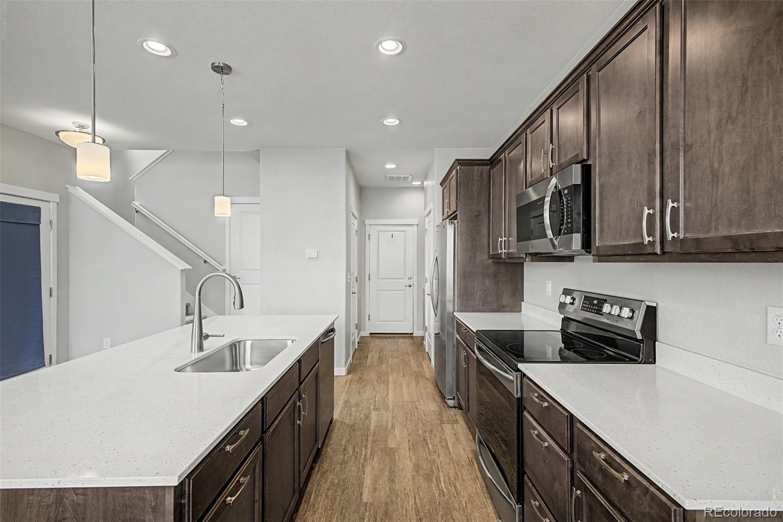 MLS Image #10 for 9729  albion lane,denver, Colorado