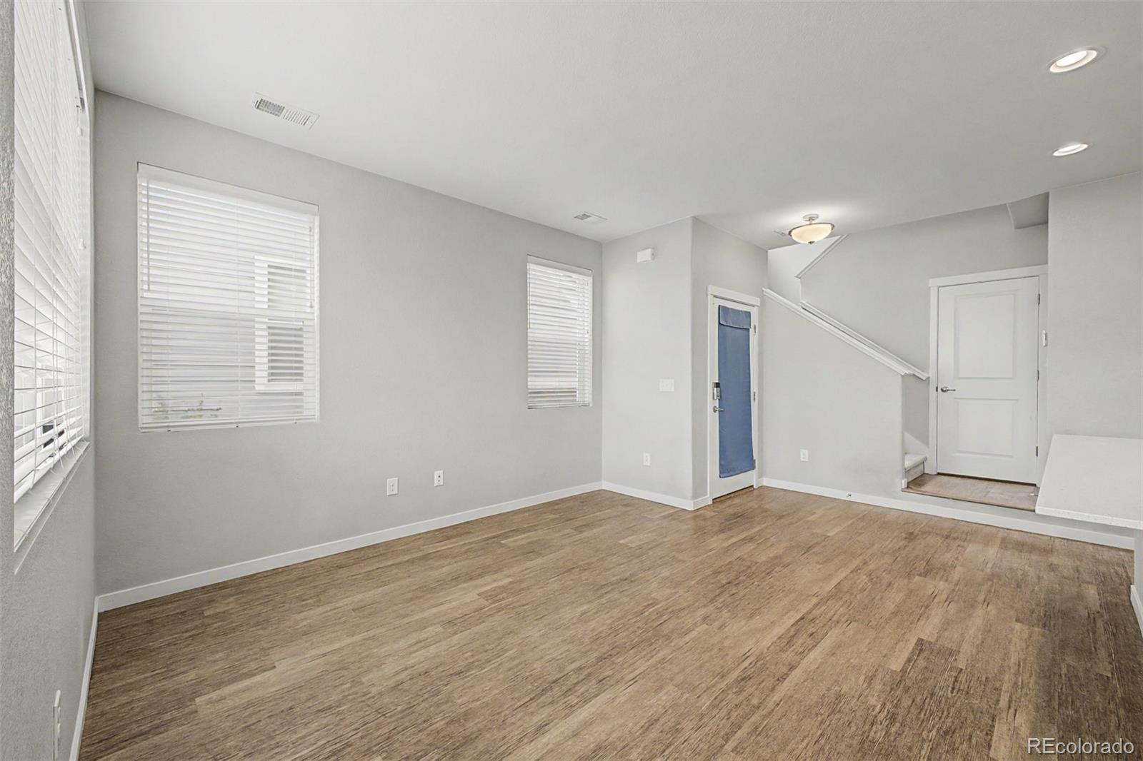 MLS Image #3 for 9729  albion lane,denver, Colorado