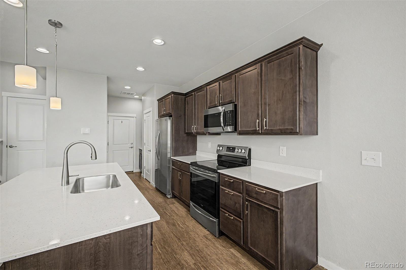 MLS Image #9 for 9729  albion lane,denver, Colorado