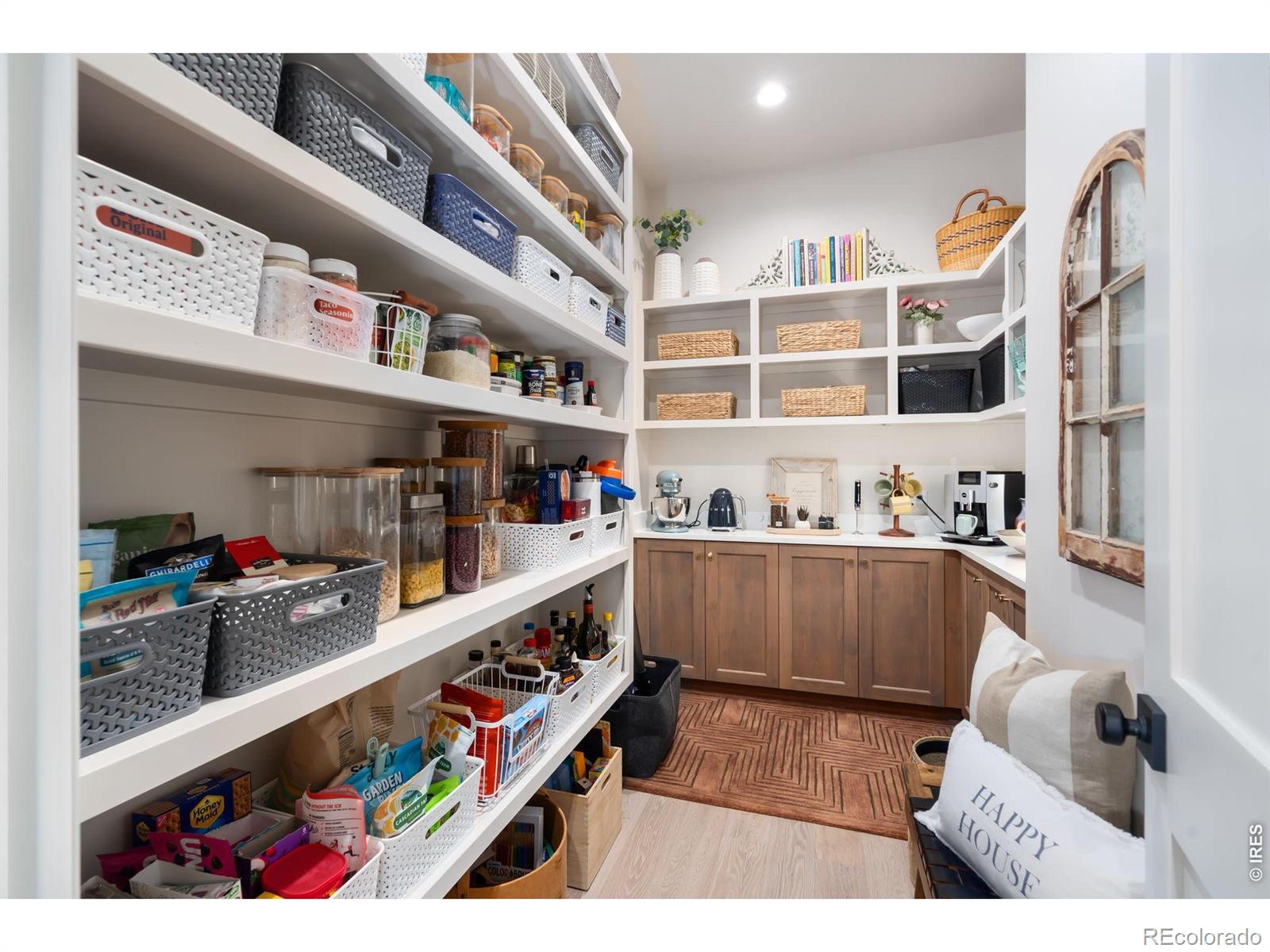 MLS Image #27 for 951  warbling drive,windsor, Colorado