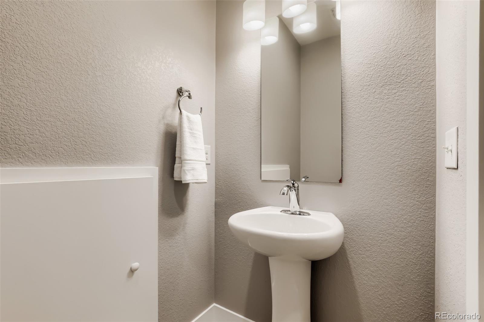 MLS Image #5 for 2733 w 28th avenue,denver, Colorado