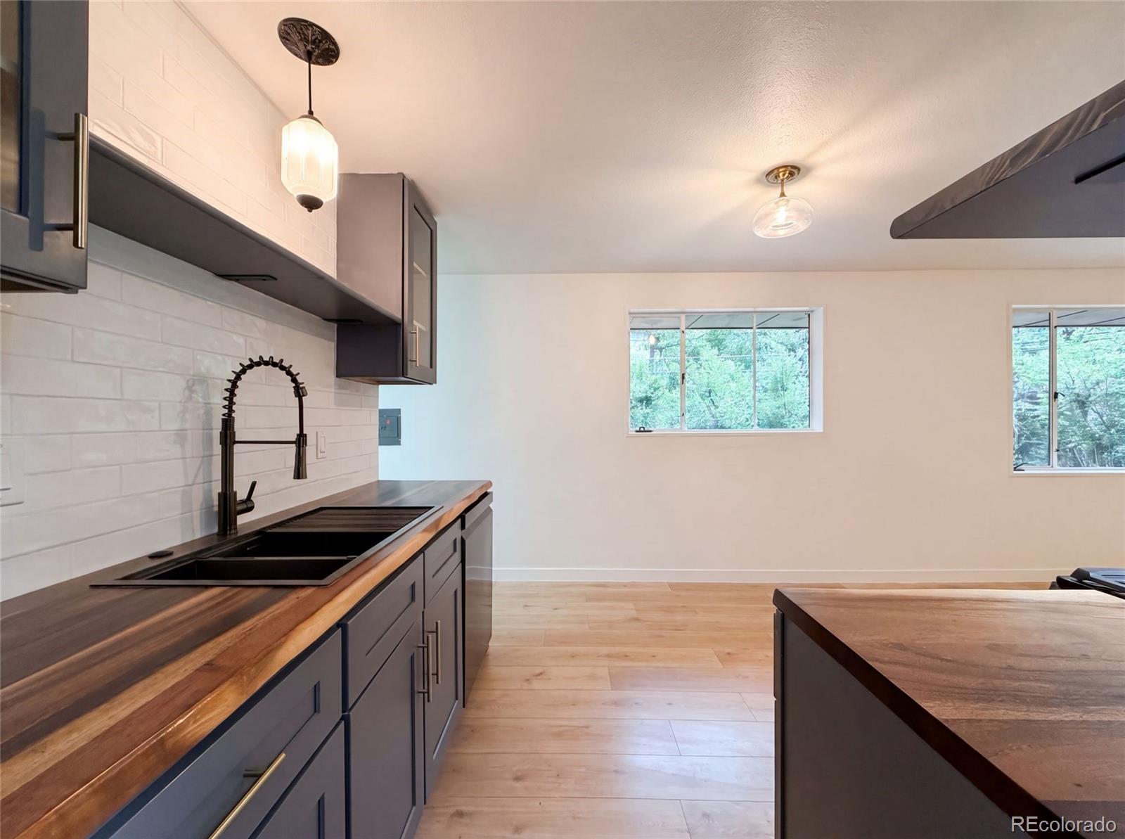 MLS Image #15 for 1950  edgewood drive,boulder, Colorado