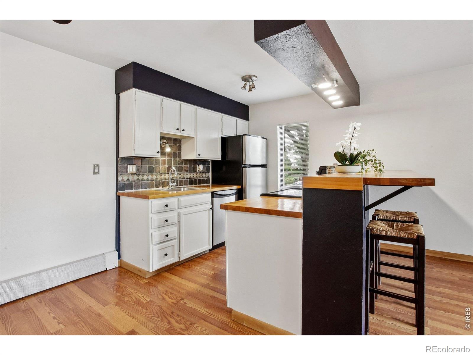 MLS Image #9 for 695  manhattan drive,boulder, Colorado